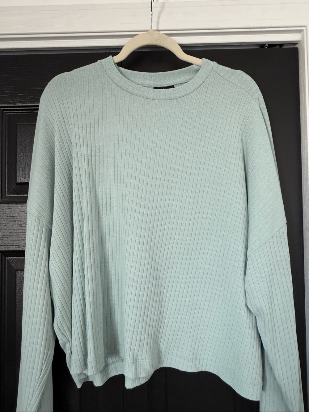 Cropped ribbed long sleeve
